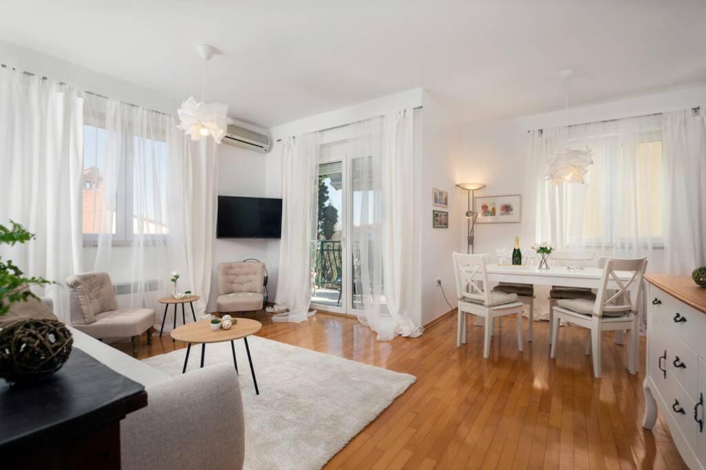 Duplex + Garage Apartment Rovinj Exterior foto