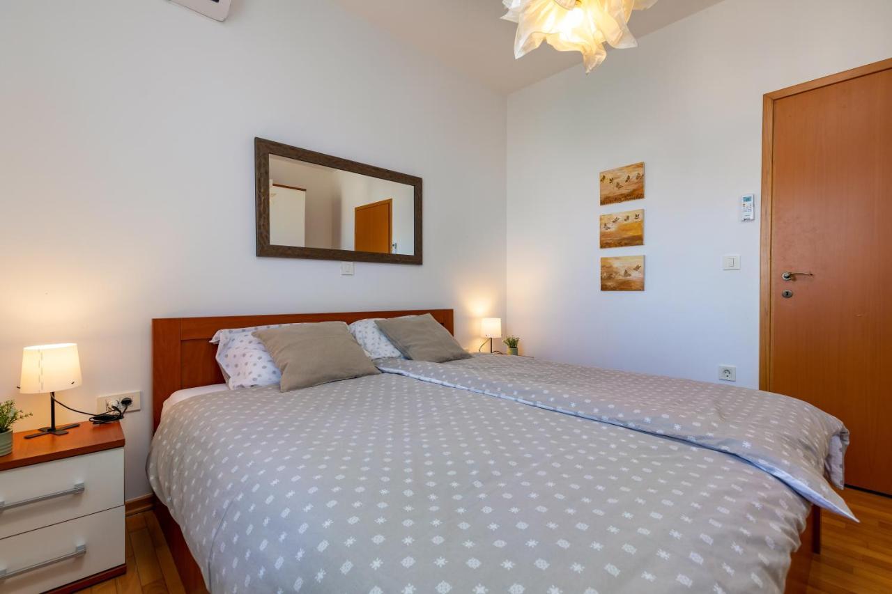 Duplex + Garage Apartment Rovinj Exterior foto